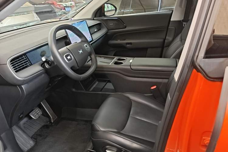 Used XPeng G6 2023 580 Long-Range Max Left Front Seat