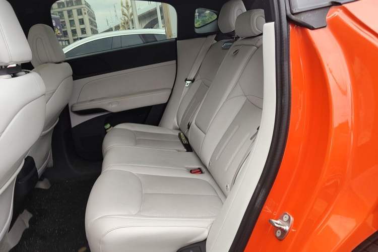Used XPeng G6 2023 700 Four-Wheel Drive Performance Max Left Rear Seat