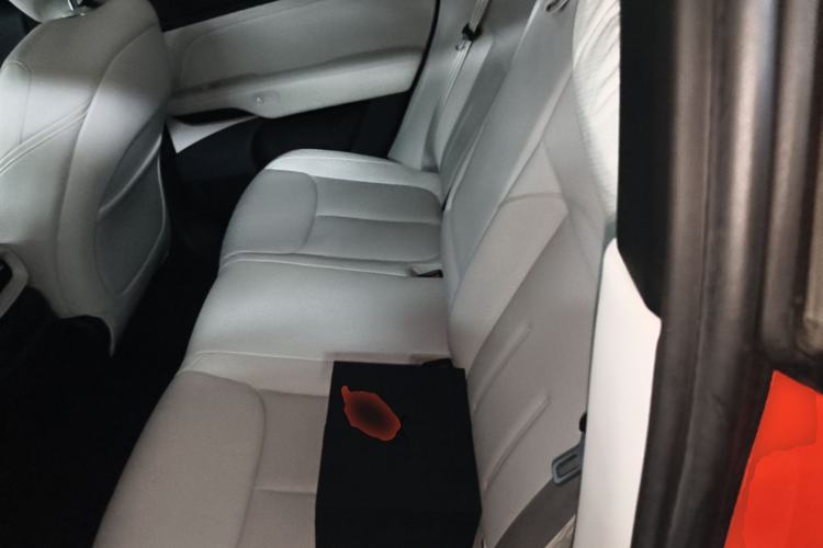 Used XPeng G6 2023 580 Long-Range Max Left Rear Seat