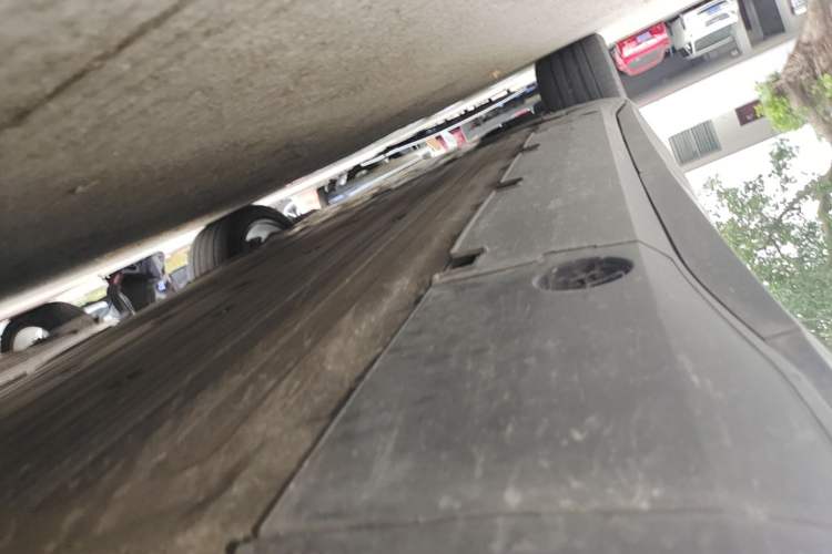 Used XPeng G6 2023 700 Four-Wheel Drive Performance Max Left Side Sill