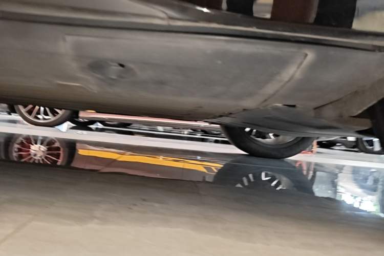 Used XPeng G6 2023 580 Long-Range Pro Left Side Sill