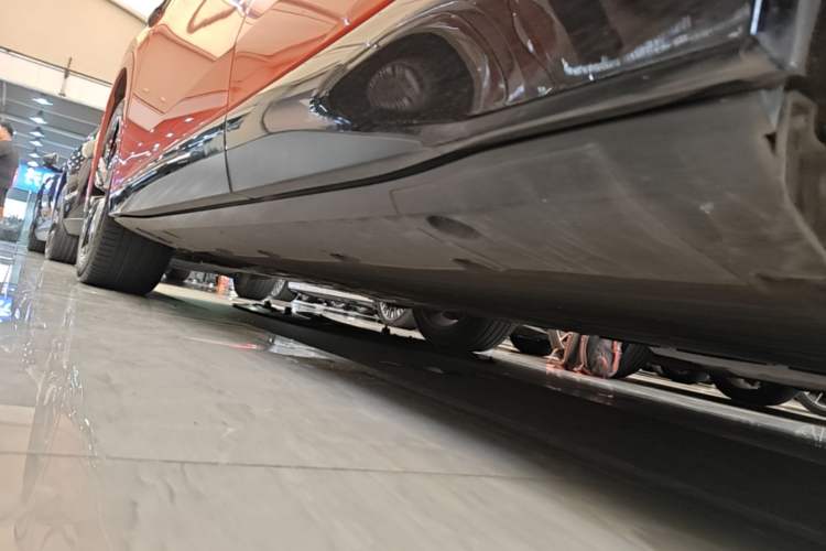 Used XPeng G6 2023 580 Long-Range Max Left Side Sill