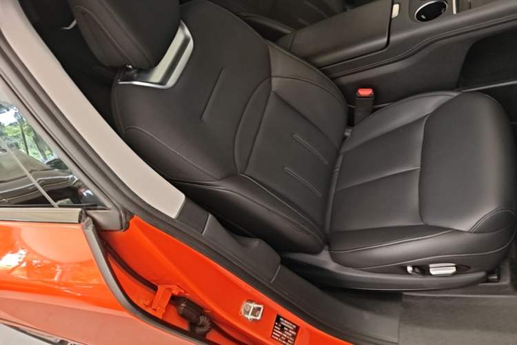 Used XPeng G6 2023 580 Long-Range Pro Right Front Seat