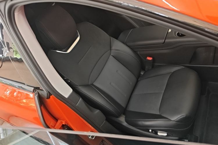 Used XPeng G6 2023 580 Long-Range Max Right Front Seat