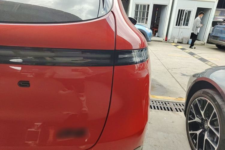 Used XPeng G6 2023 755 Ultra-Long Range Max Right Rear Taillight