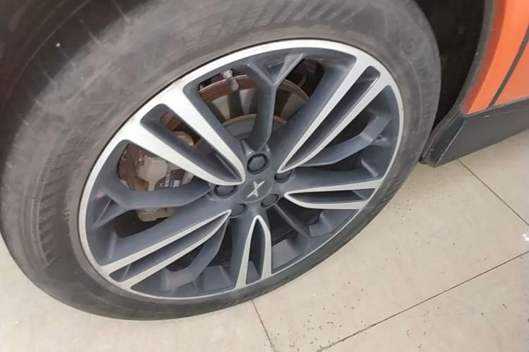 Used XPeng G6 2023 755 Ultra-Long Range Max Right Rear Wheel Hub