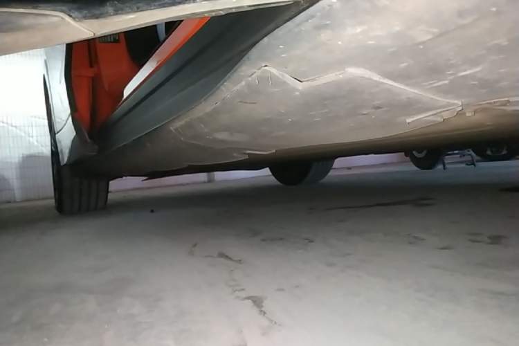 Used XPeng G6 2023 700 Four-Wheel Drive Performance Max Right Side Sill