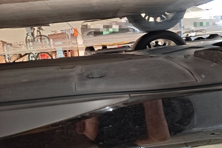 Used XPeng G6 2023 580 Long-Range Pro Right Side Sill