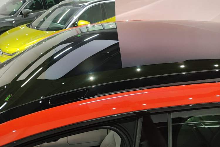 Used XPeng G6 2023 580 Long-Range Pro Roof