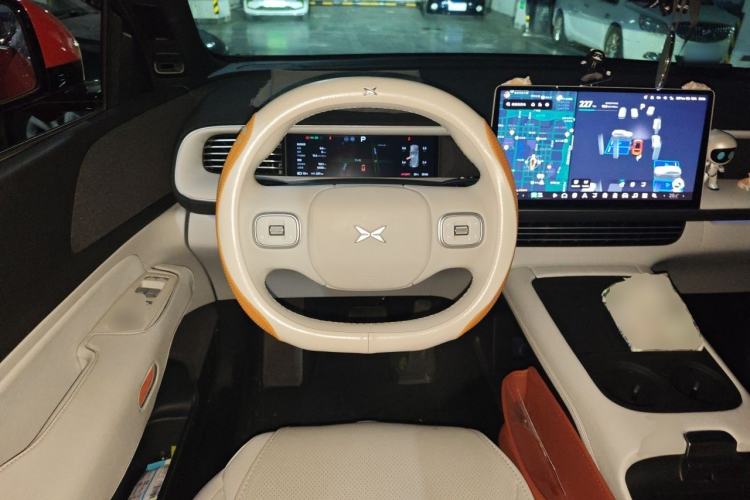 Used XPeng G6 2023 755 Ultra-Long Range Pro Steering Wheel