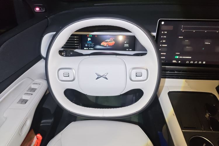 Used XPeng G6 2023 700 Four-Wheel Drive Performance Max Steering Wheel