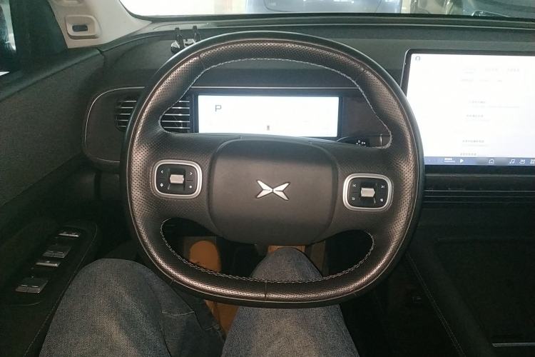 Used XPeng G6 2023 580 Long-Range Pro Steering Wheel