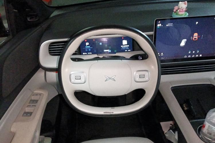 Used XPeng G6 2023 755 Ultra-Long Range Pro Steering Wheel