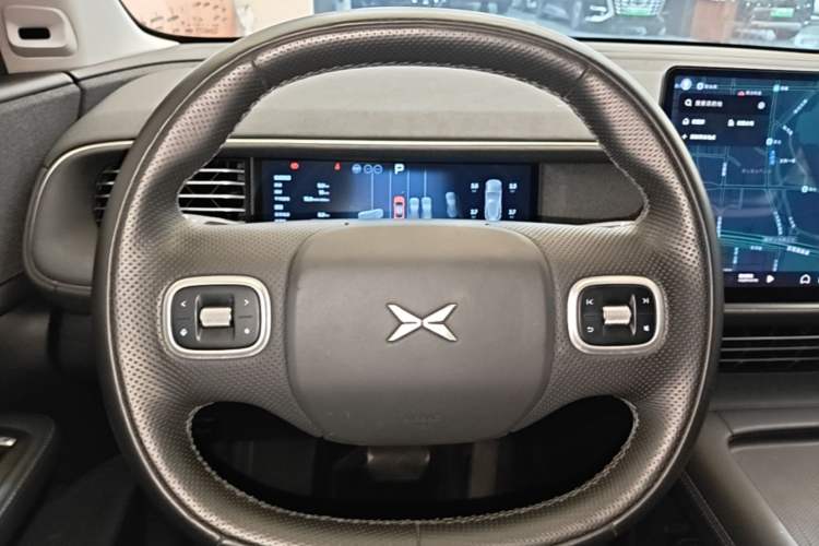 Used XPeng G6 2023 580 Long-Range Pro Steering Wheel