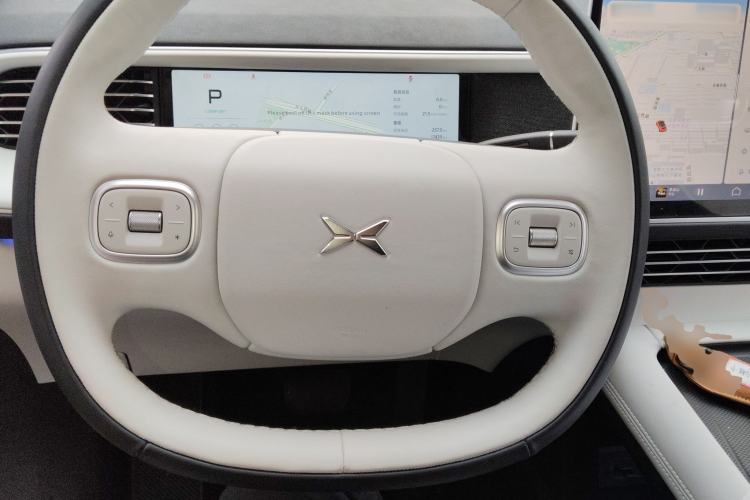 Used XPeng G6 2023 580 Long-Range Pro Steering Wheel