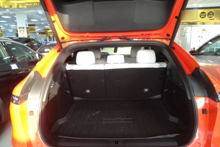 Used XPeng G6 2023 580 Long-Range Pro Trunk