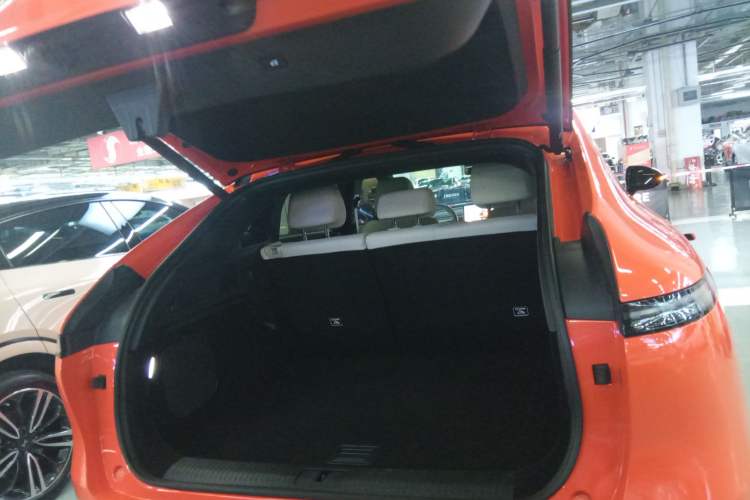 Used XPeng G6 2023 755 Ultra-Long Range Pro Trunk