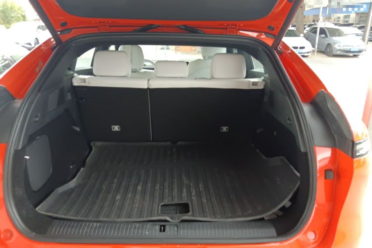 Used XPeng G6 2023 755 Ultra-Long Range Max Trunk