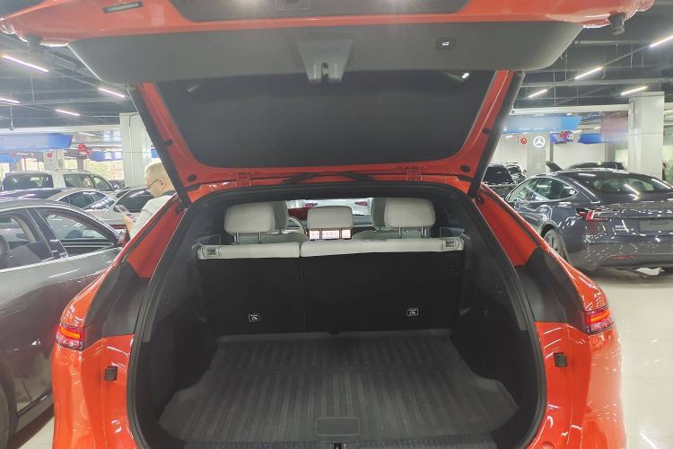 Used XPeng G6 2023 755 Ultra-Long Range Max Trunk