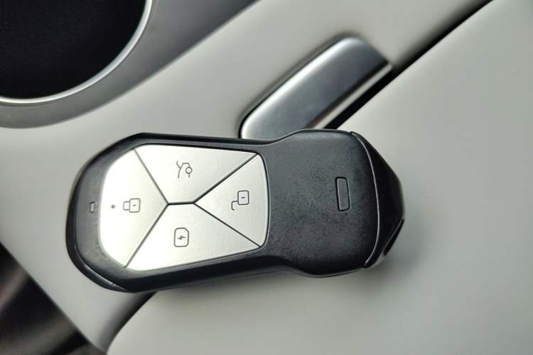 Used XPeng G6 2023 755 Ultra-Long Range Max Vehicle Key
