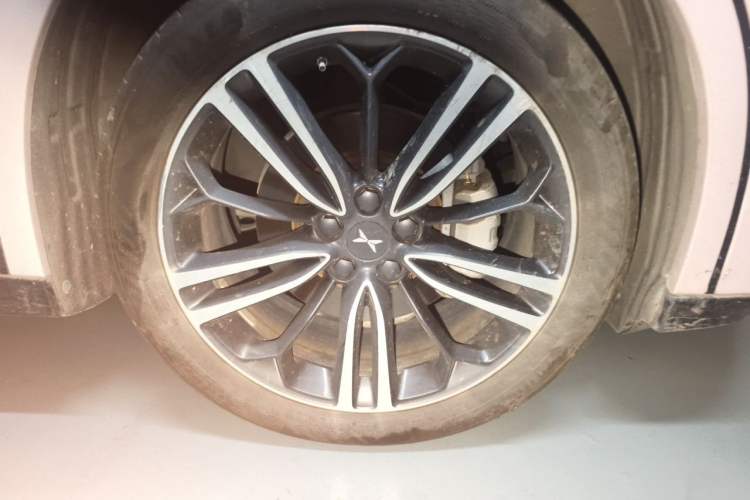Used XPeng G6 2023 580 Long-Range Pro Right Front Wheel Hub