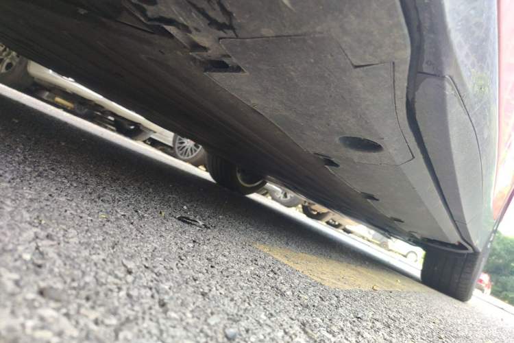 Used XPeng G6 2023 755 Ultra-Long Range Max Chassis Front Left