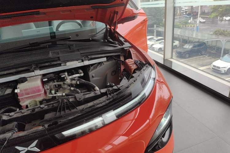 Used XPeng G6 2023 755 Ultra-Long Range Max Engine Bay Left