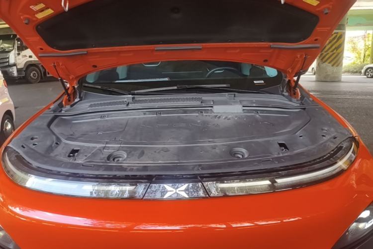 Used XPeng G6 2023 580 Long-Range Pro Engine Bay