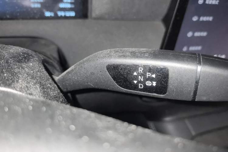 Used XPeng G6 2023 755 Ultra-Long Range Max Gear Lever