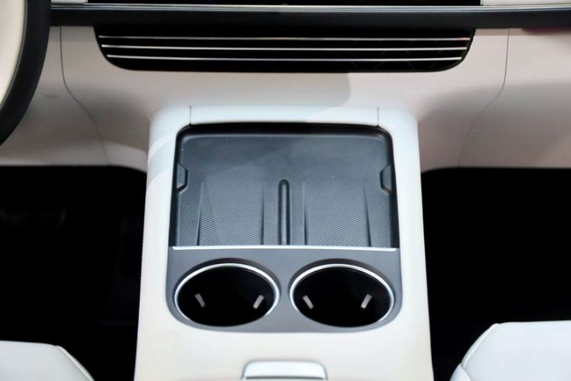 Used XPeng G6 2023 755 Ultra-Long Range Max Interior 2