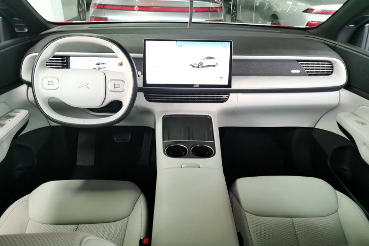 Used XPeng G6 2023 755 Ultra-Long Range Max Interior 2