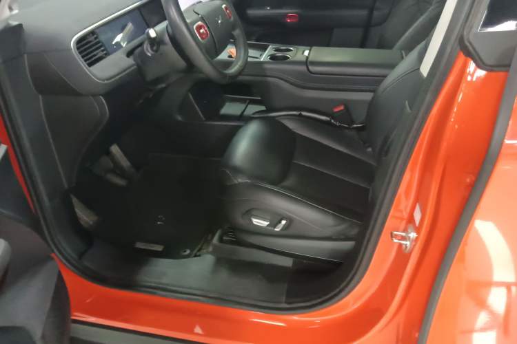 Used XPeng G6 2023 580 Long-Range Pro Left Front Seat