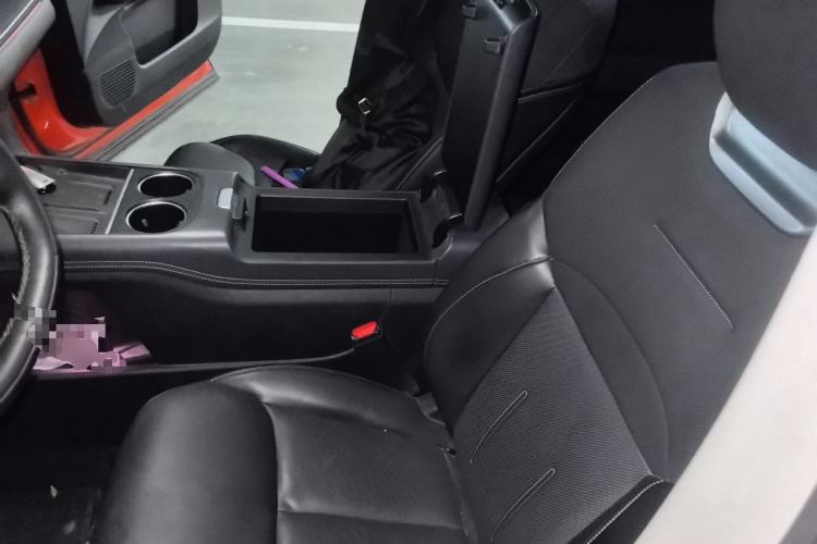 Used XPeng G6 2023 755 Ultra-Long Range Max Left Front Seat