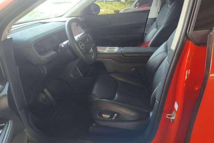 Used XPeng G6 2023 580 Long-Range Pro Left Front Seat