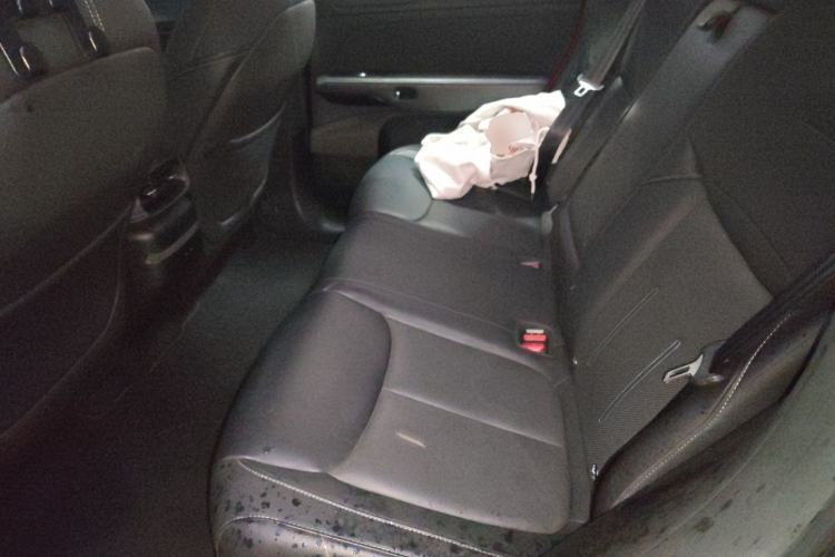 Used XPeng G6 2023 700 Four-Wheel Drive Performance Max Left Rear Seat
