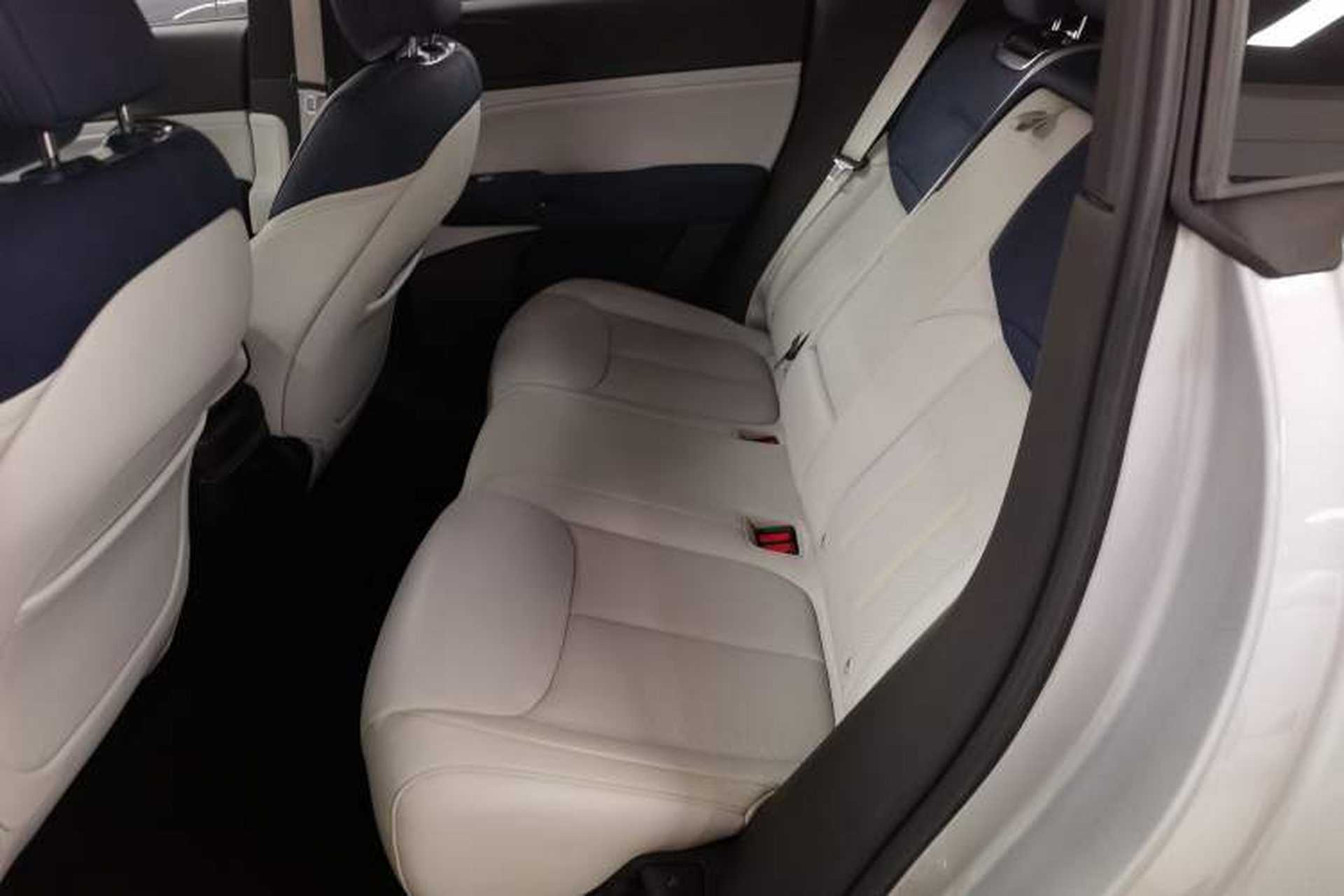 Used XPeng G6 2023 580 Long-Range Max Left Rear Seat