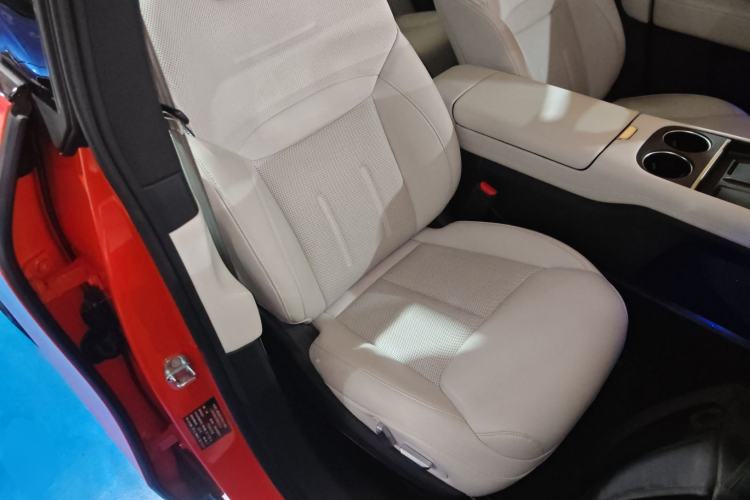 Used XPeng G6 2023 580 Long-Range Pro Right Front Seat