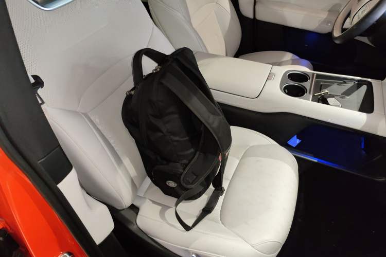 Used XPeng G6 2023 755 Ultra-Long Range Max Right Front Seat