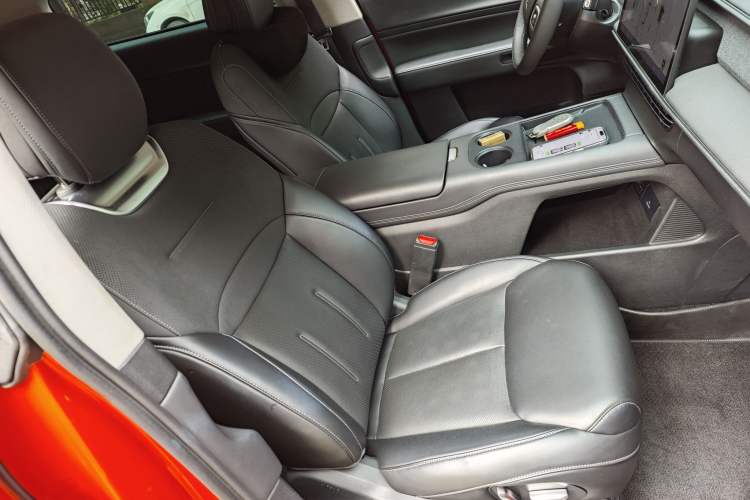 Used XPeng G6 2023 580 Long-Range Pro Right Front Seat