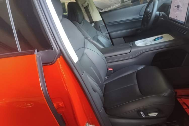 Used XPeng G6 2023 580 Long-Range Pro Right Front Seat