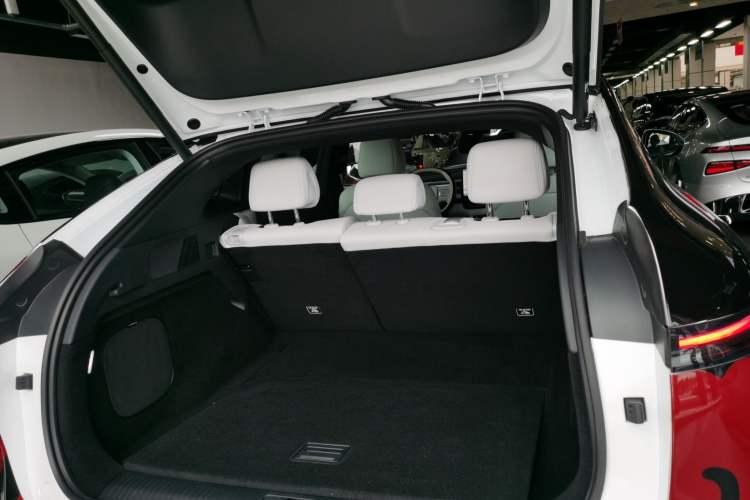 Used XPeng G6 2023 755 Ultra-Long Range Max Trunk