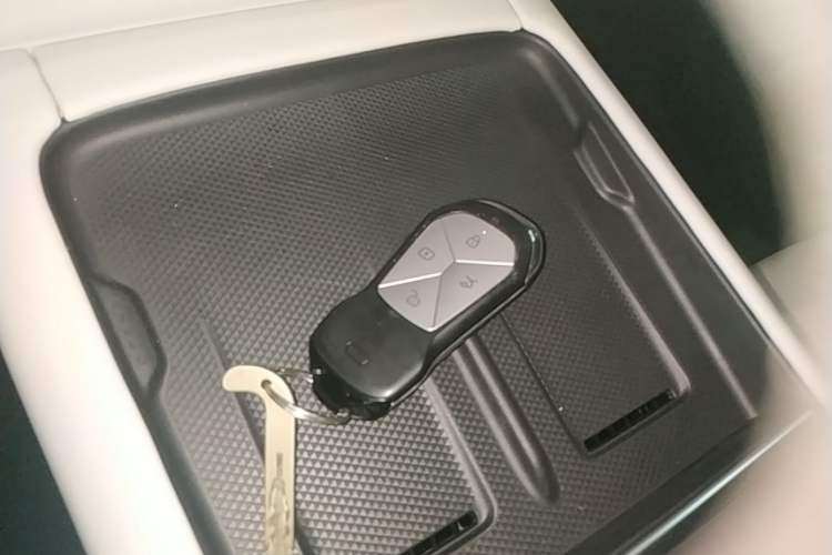 Used XPeng G6 2023 755 Ultra-Long Range Max Vehicle Key