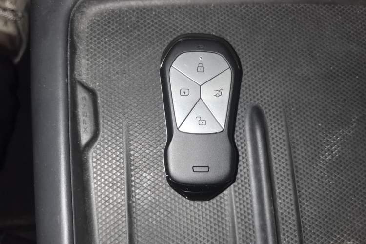 Used XPeng G6 2023 755 Ultra-Long Range Max Vehicle Key