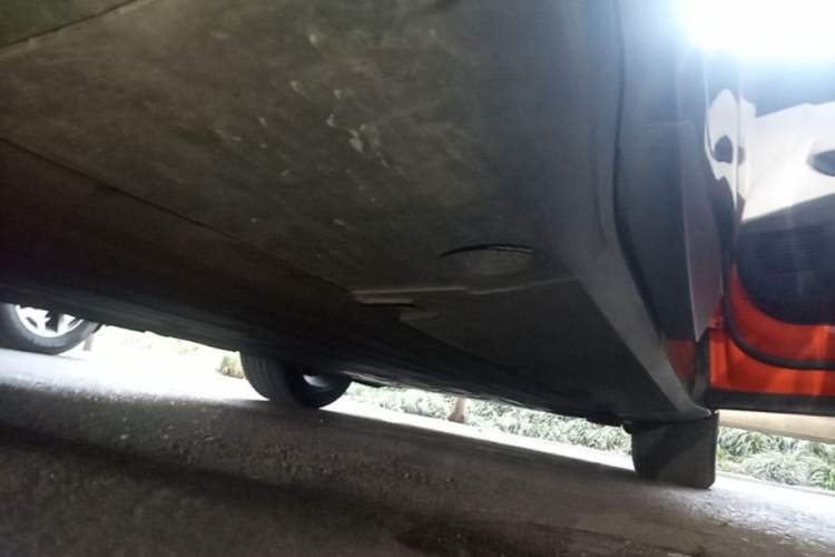 Used XPeng G6 2023 755 Ultra-Long Range Max Right Side Sill
