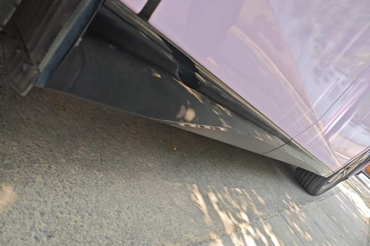Used XPeng G6 2023 580 Long-Range Pro Right Side Sill