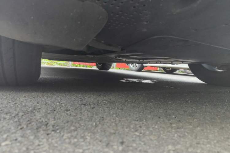 Used XPeng G6 2023 755 Ultra-Long Range Pro Chassis Front Right