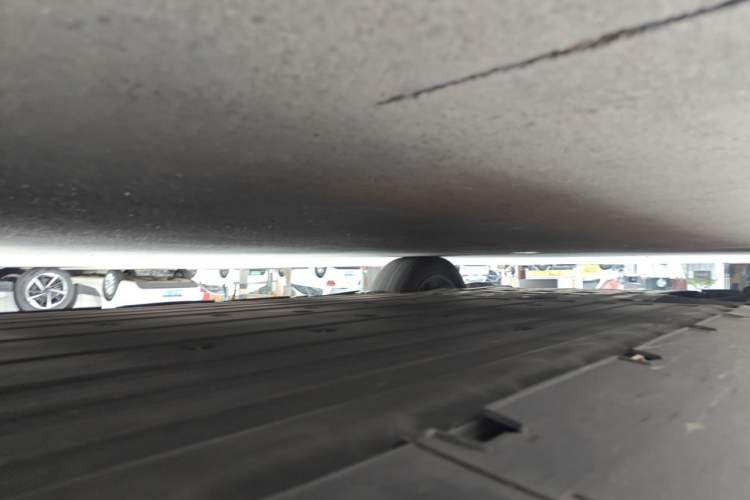 Used XPeng G6 2023 755 Ultra-Long Range Max Chassis Rear Left