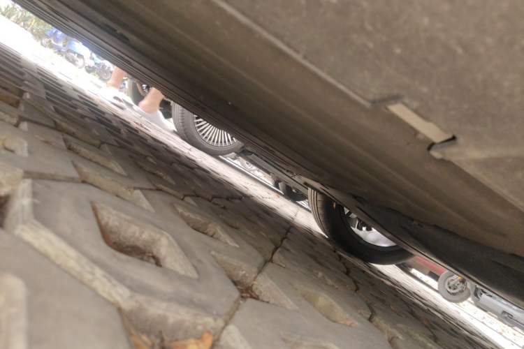 Used XPeng G6 2023 580 Long-Range Max Chassis Rear Left