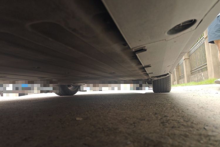 Used XPeng G6 2023 755 Ultra-Long Range Pro Chassis Rear Right