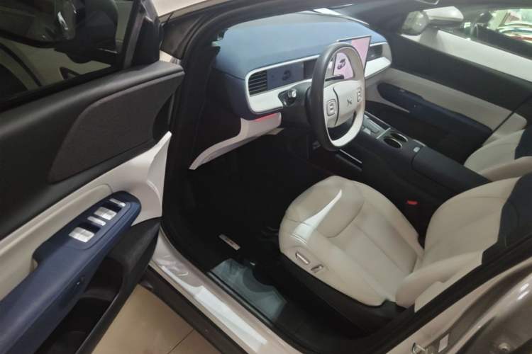 Used XPeng G6 2023 700 Four-Wheel Drive Performance Max Driver Seat